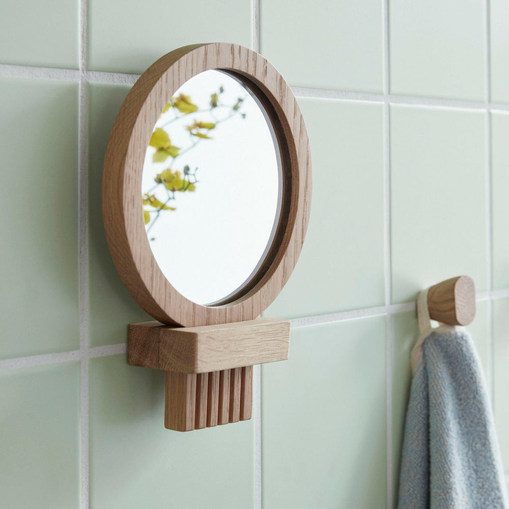 Acorn Hook |  FSC® Certified Oak.