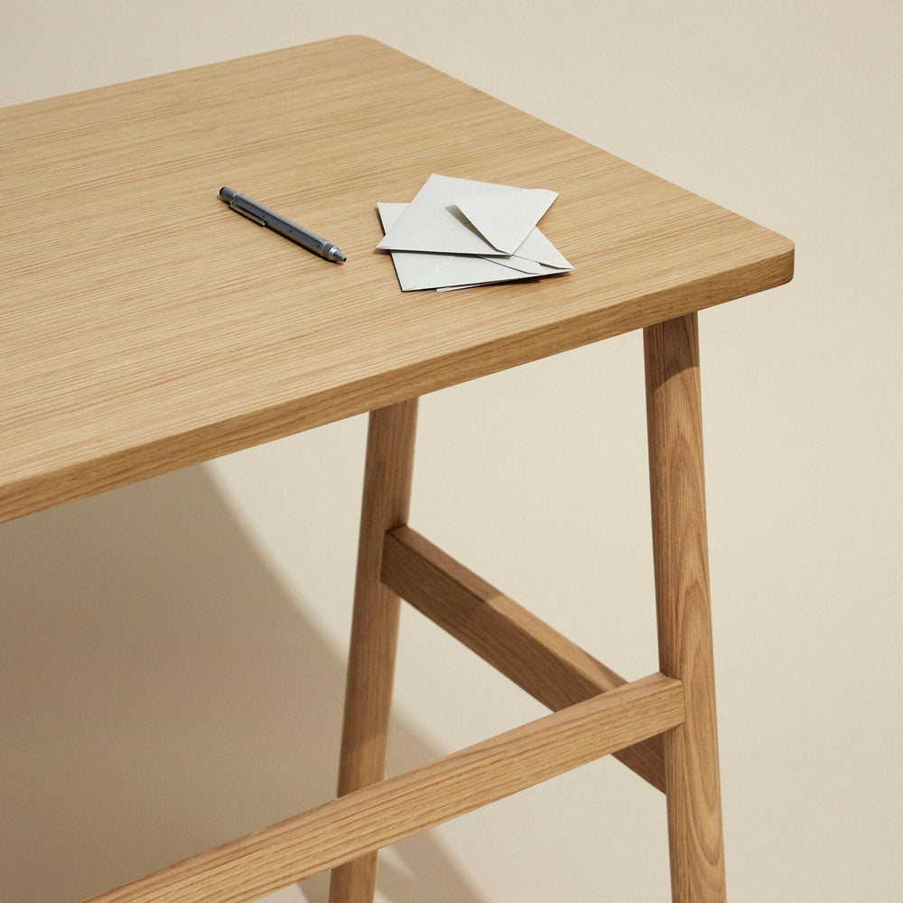 Acorn Desk | FSC® Certified Oak.