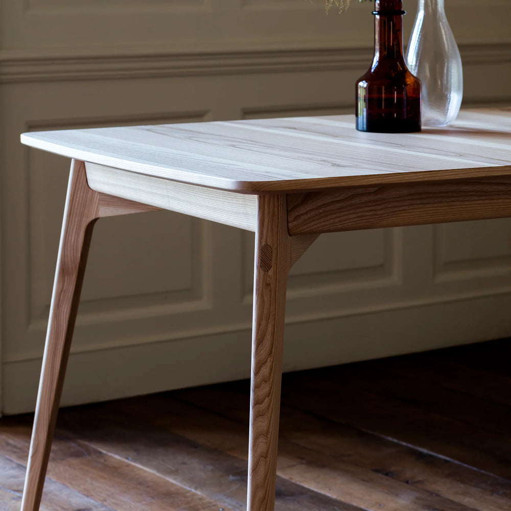 Dulwich | Extending Table | Various Finishes and Sizes.