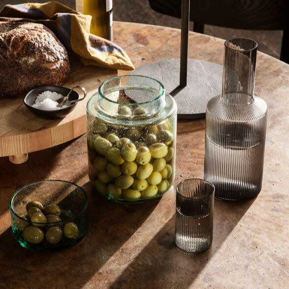 Ripple Carafe | Smoked Grey.